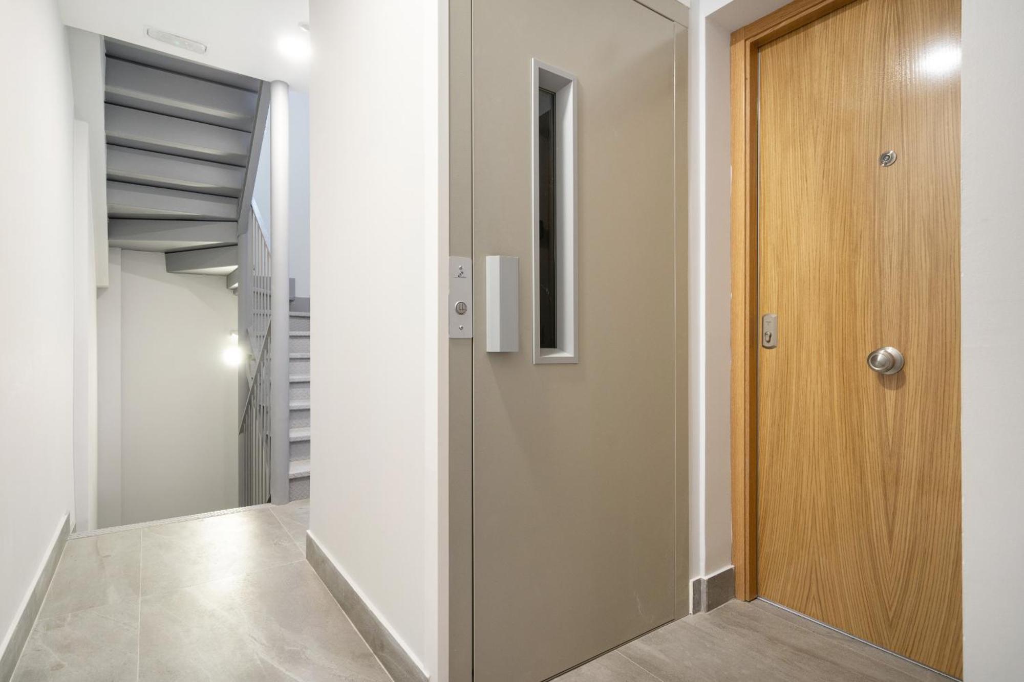 Madriver Apartamentos Reformados Con Parking Gratuito Ngoại thất bức ảnh