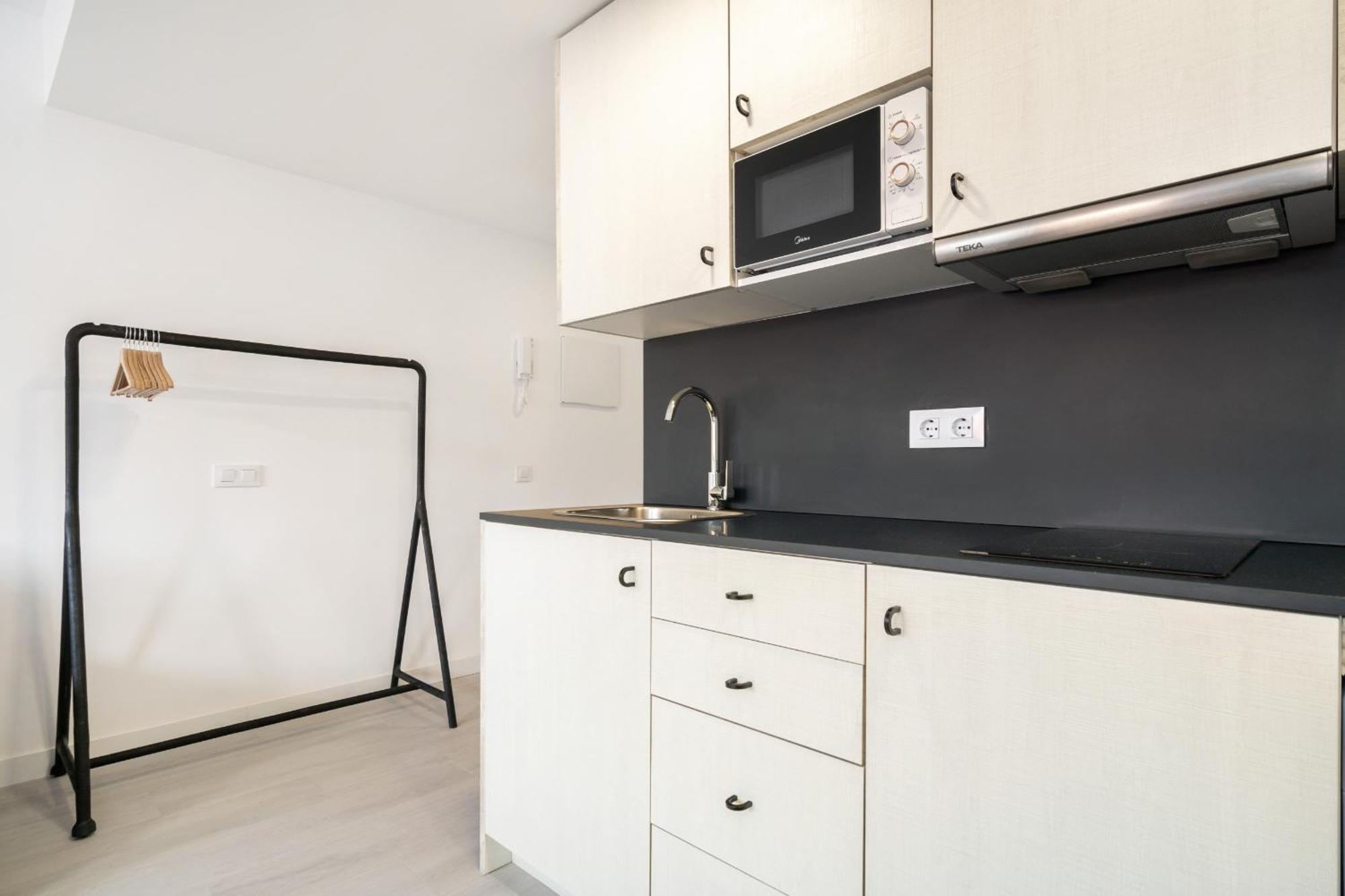 Madriver Apartamentos Reformados Con Parking Gratuito Ngoại thất bức ảnh