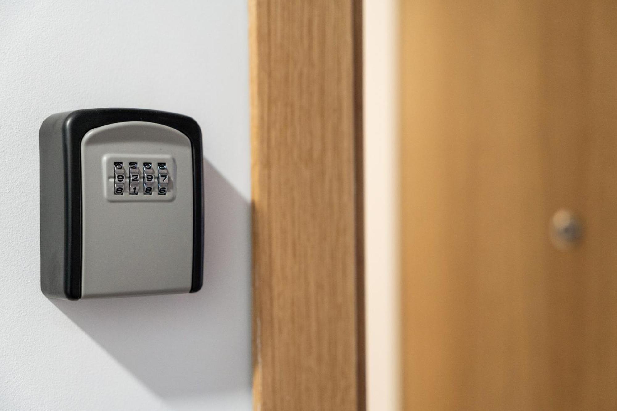 Madriver Apartamentos Reformados Con Parking Gratuito Ngoại thất bức ảnh