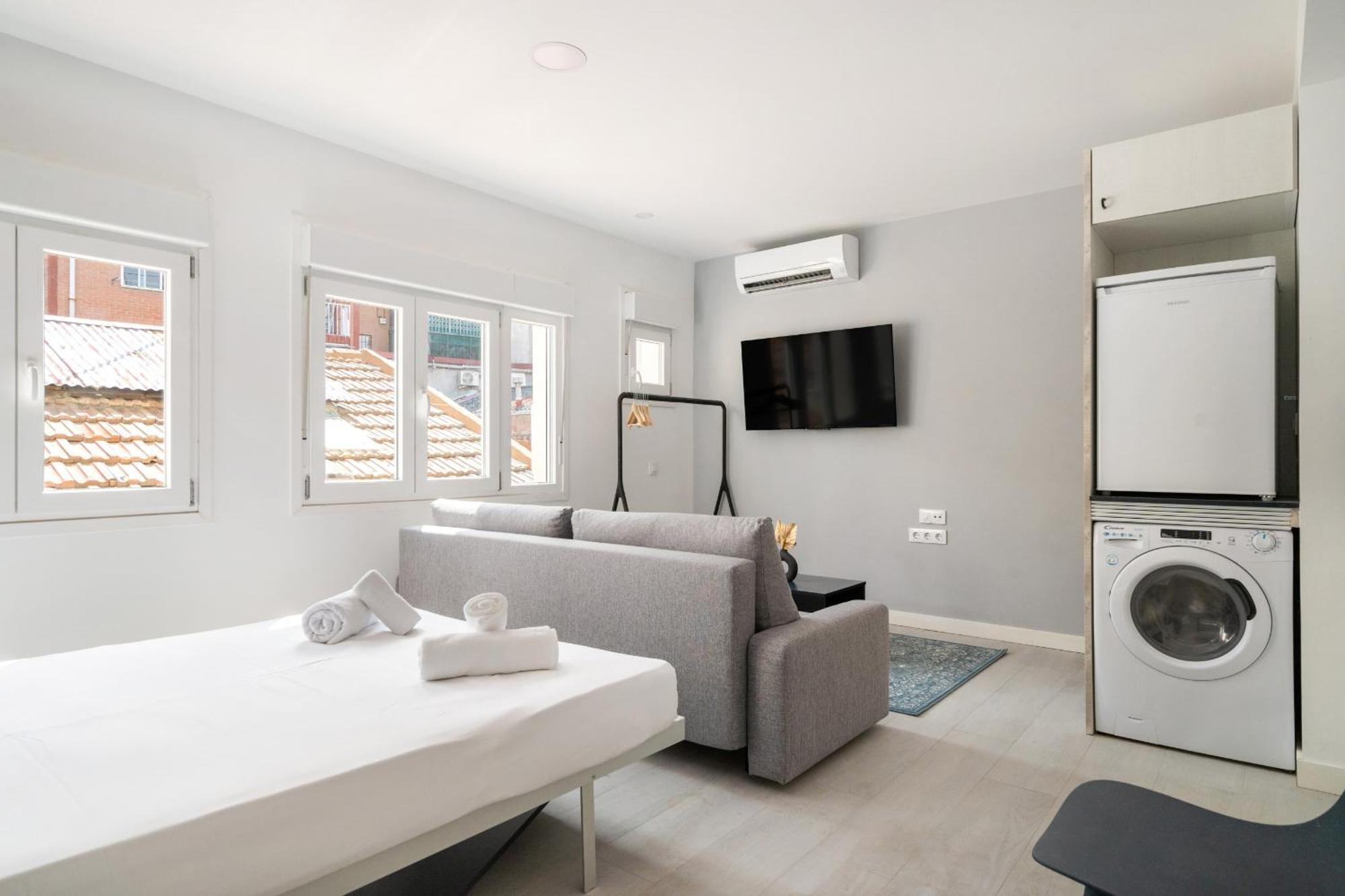Madriver Apartamentos Reformados Con Parking Gratuito Ngoại thất bức ảnh