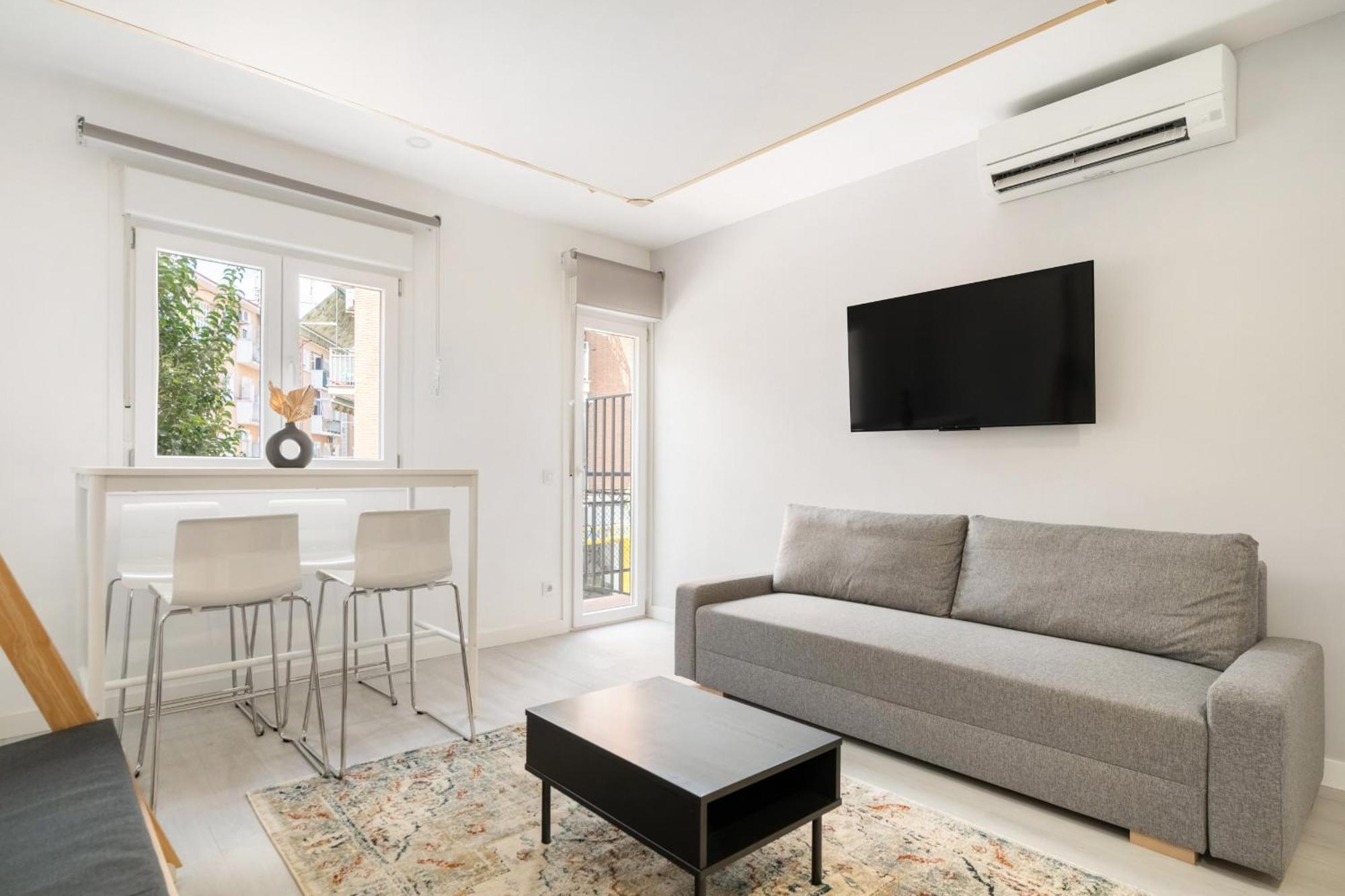Madriver Apartamentos Reformados Con Parking Gratuito Ngoại thất bức ảnh